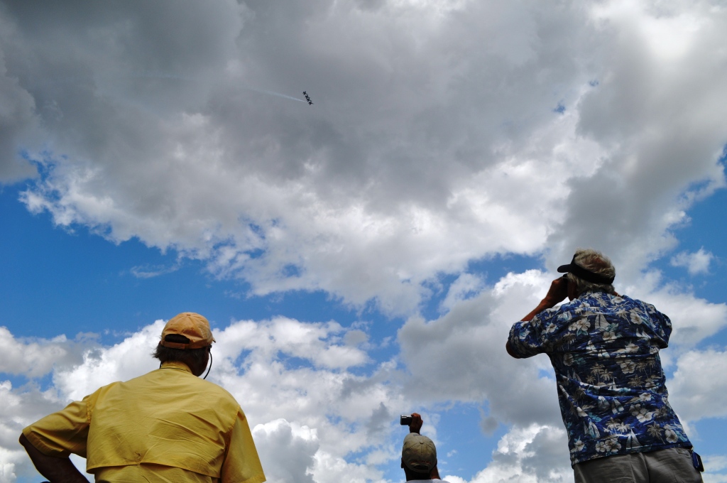Spectators Watch the U.S. Navy Blue Angels Perform at the Punta Gorda Airport, March 22, 2012 Spectators Watch the U.S. Navy Blue Angels Perform at the Punta Gorda Airport, March 22, 2012